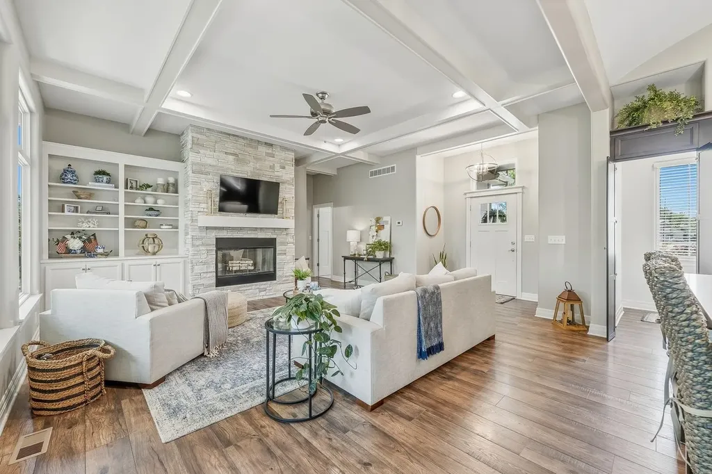 831 E Ruby Court Mulvane KS 67110-9300
