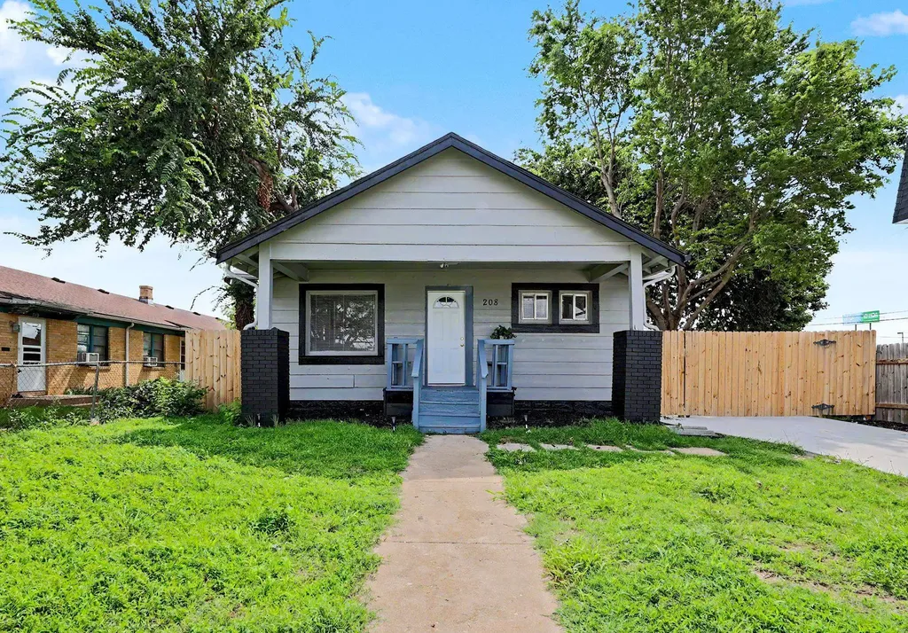 208 N Kansas Wichita KS 67214