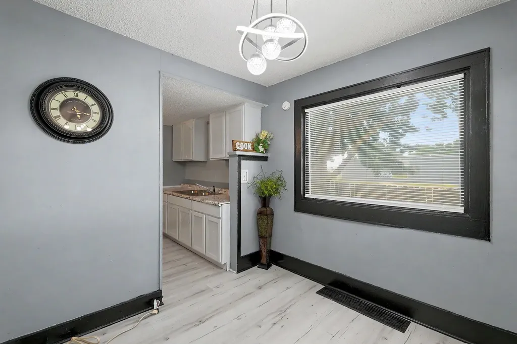 208 N Kansas Wichita KS 67214