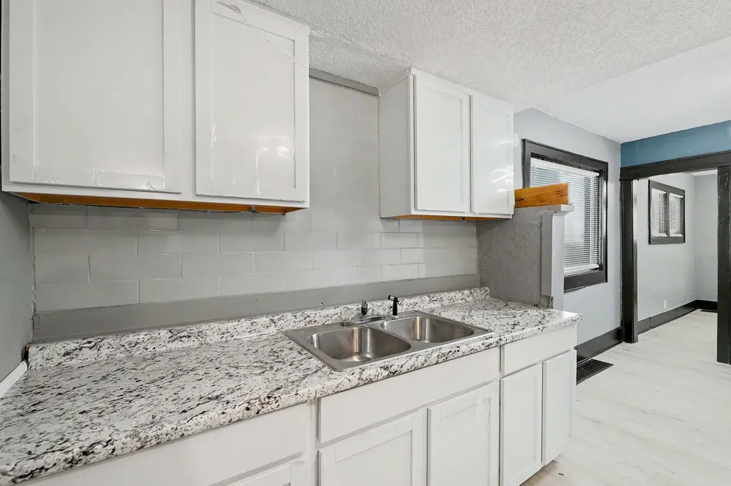 208 N Kansas Wichita KS 67214