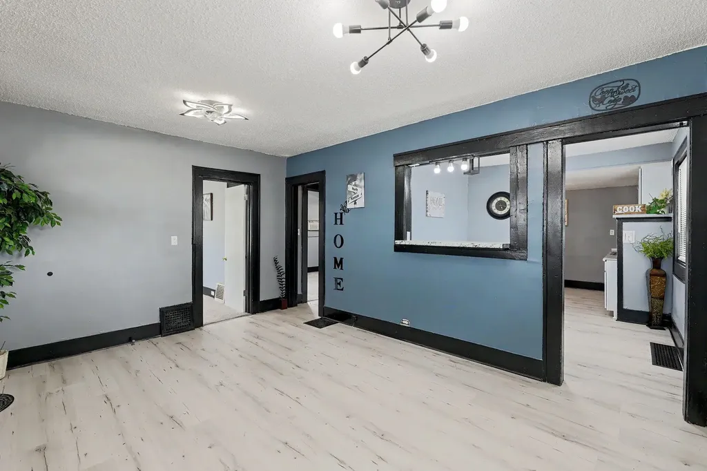 208 N Kansas Wichita KS 67214
