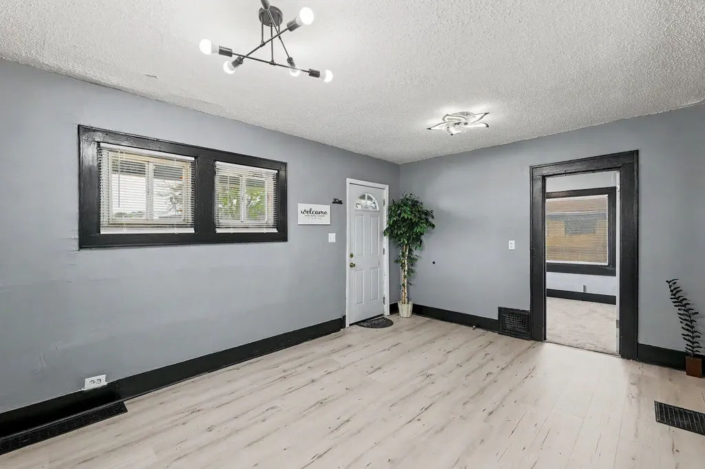 208 N Kansas Wichita KS 67214