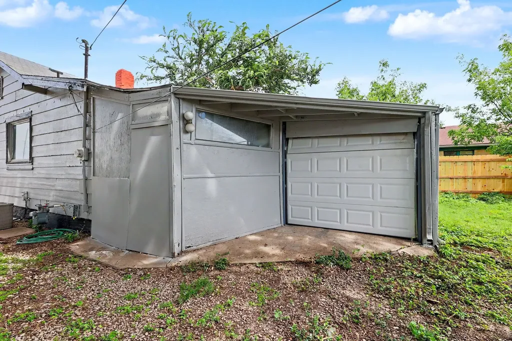 208 N Kansas Wichita KS 67214