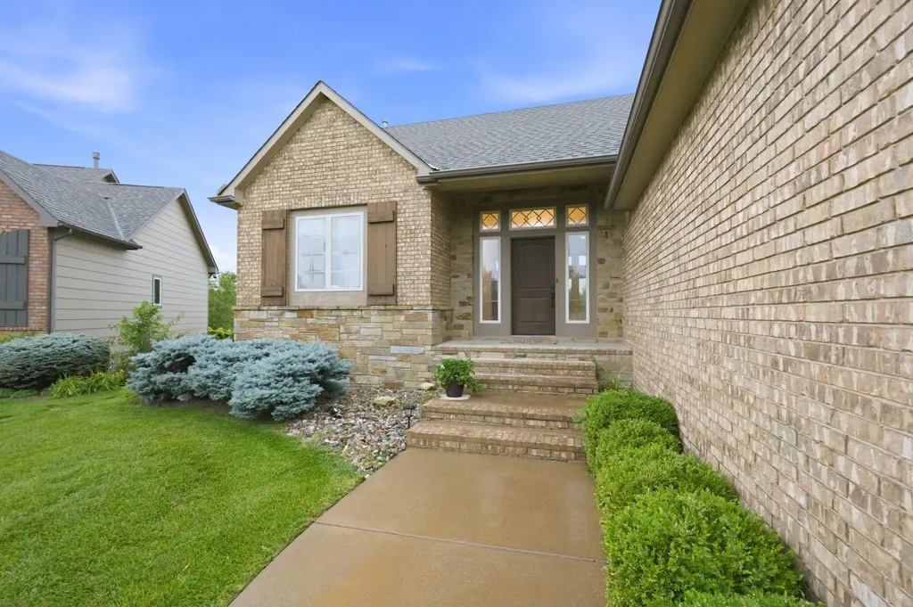 12209 E Troon Court Wichita KS 67206