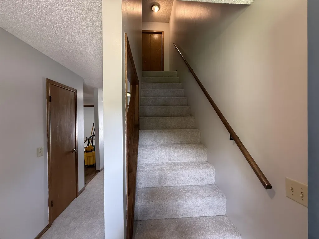 140 - 142 E Wood Avenue Clearwater KS 67026