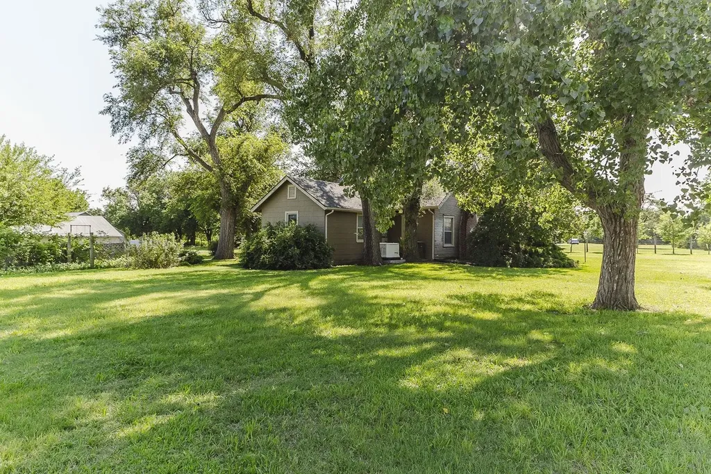 15615 E 21st Street N Wichita KS 67230
