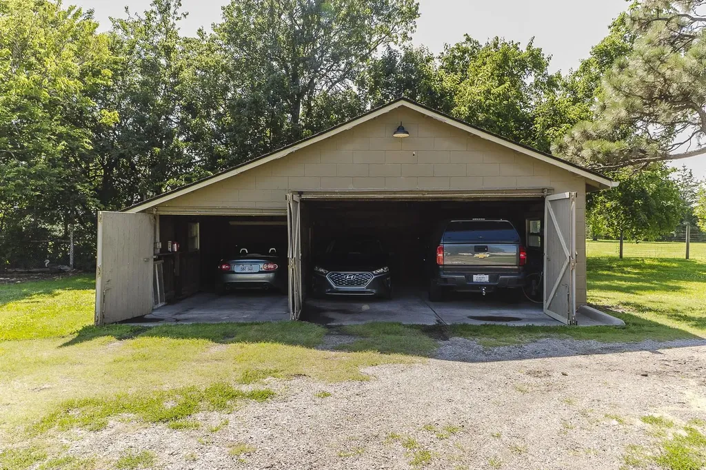 15615 E 21st Street N Wichita KS 67230