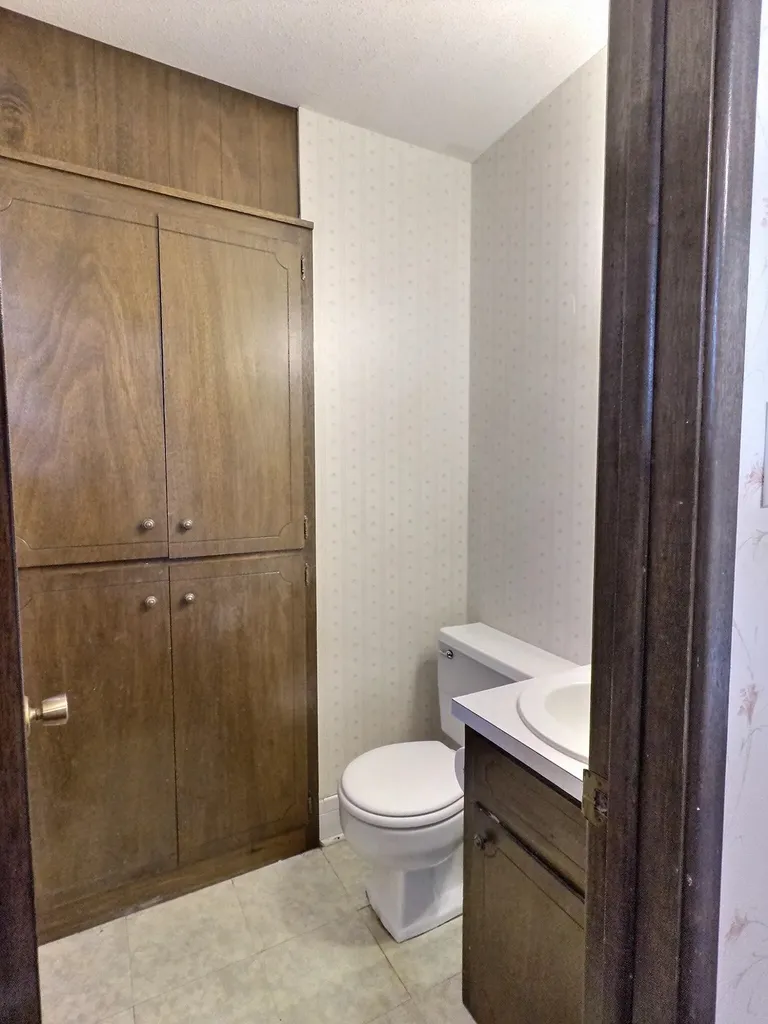 213 S Lauber Lane Derby KS 67037