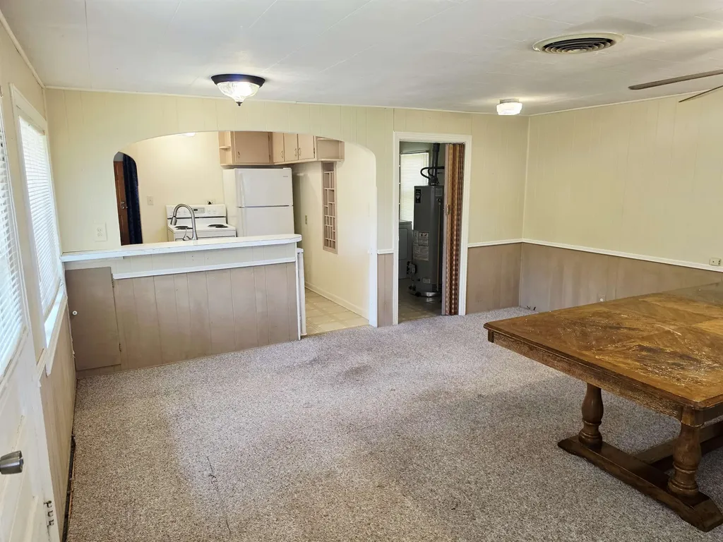 1317 N B Wellington KS 67152