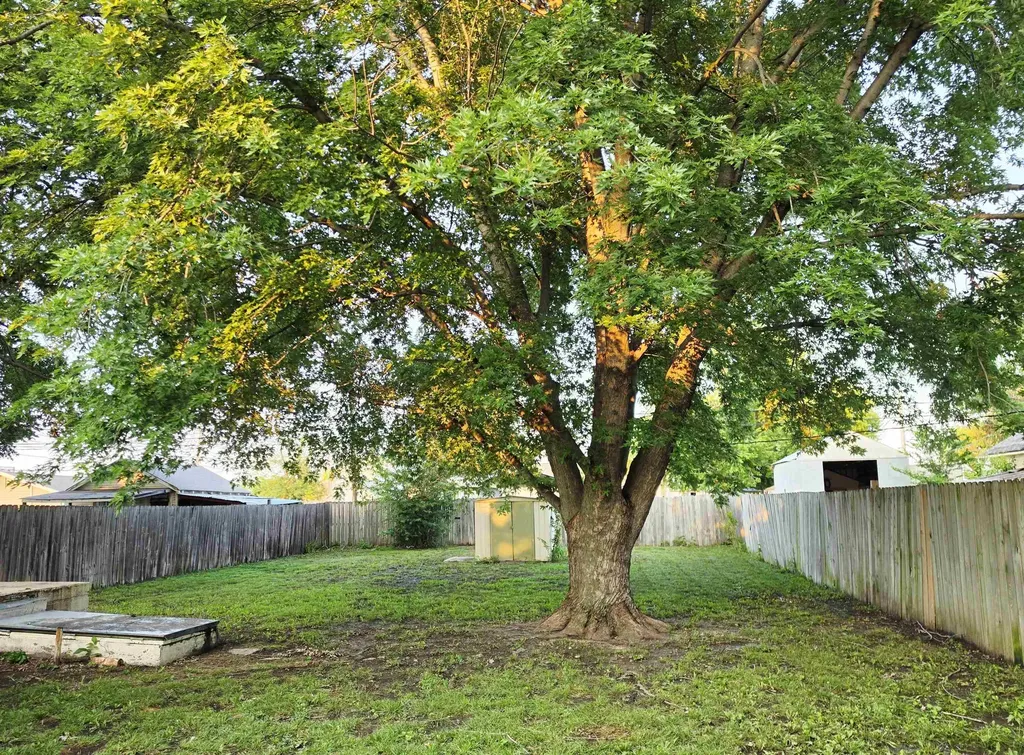 1317 N B Wellington KS 67152