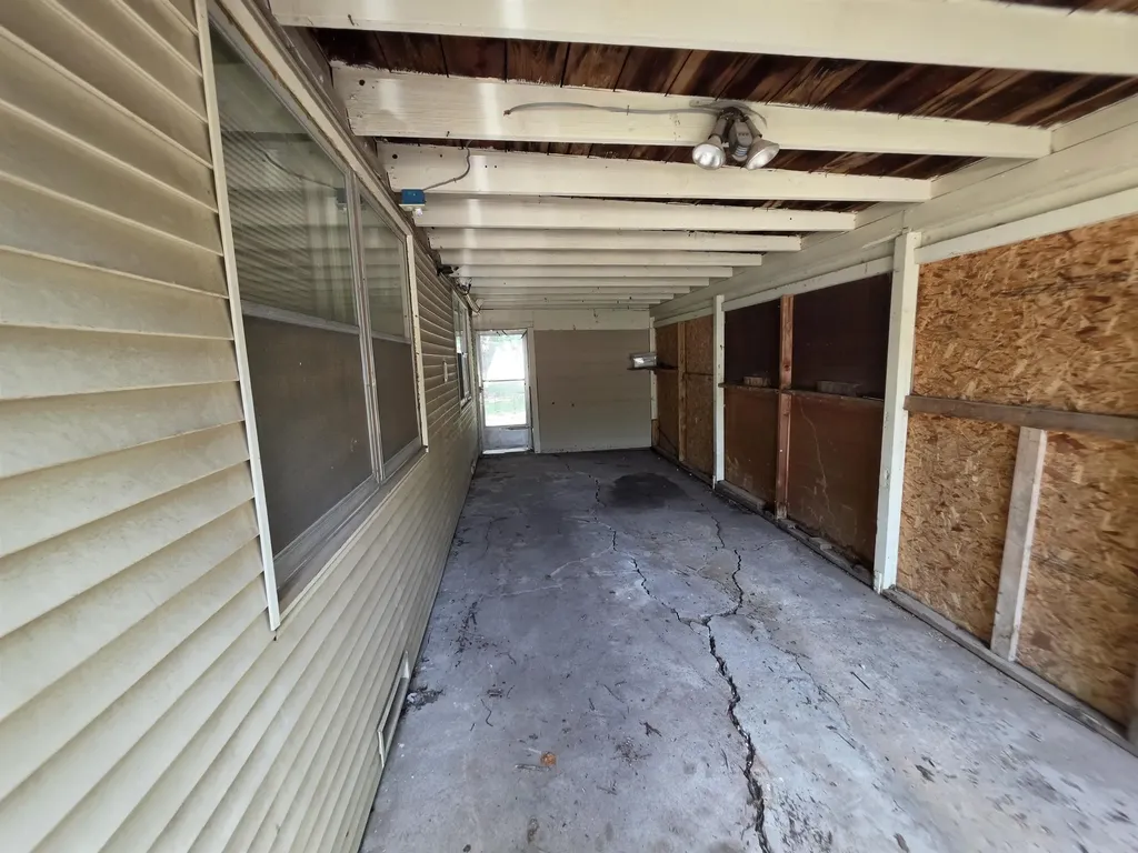 1317 N B Wellington KS 67152