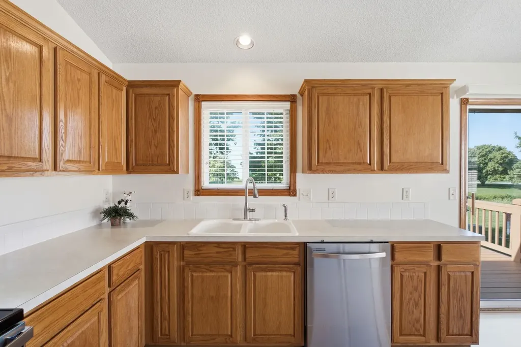 5313 Shadowridge Court Wichita KS 67220