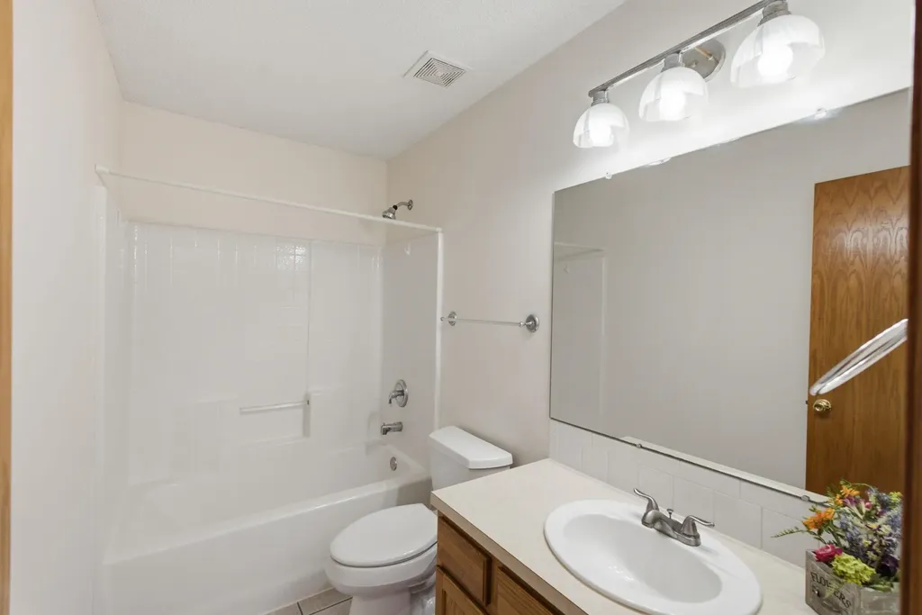 5313 Shadowridge Court Wichita KS 67220