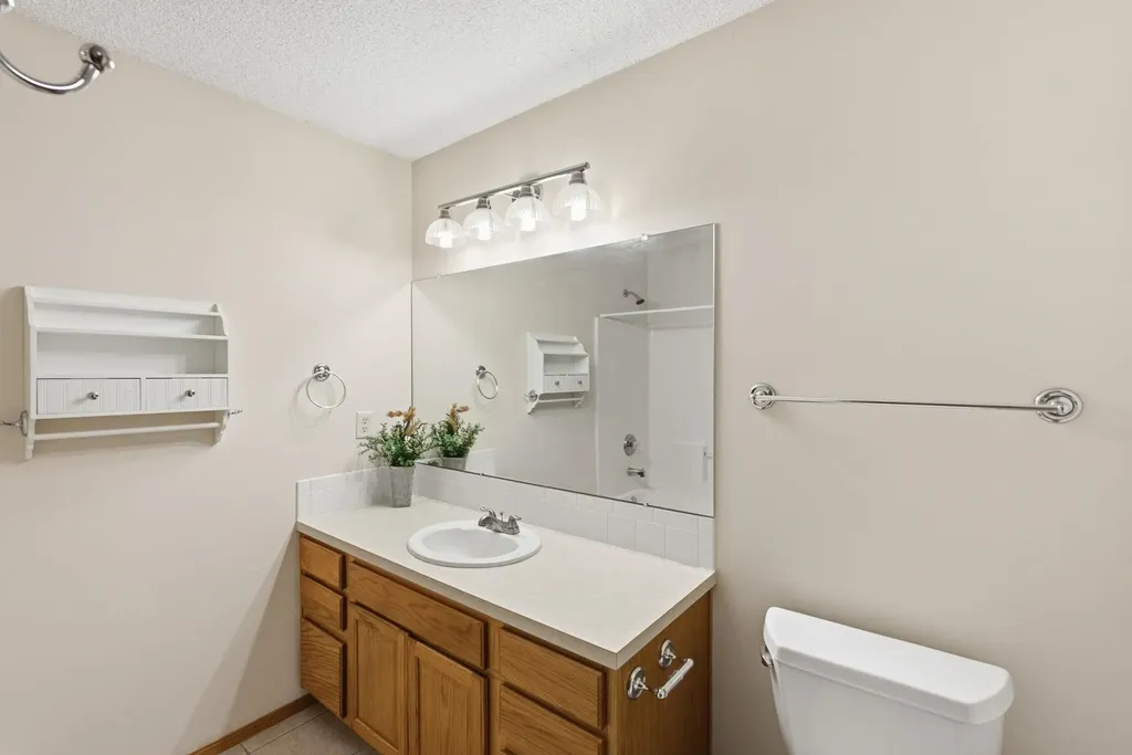 5313 Shadowridge Court Wichita KS 67220