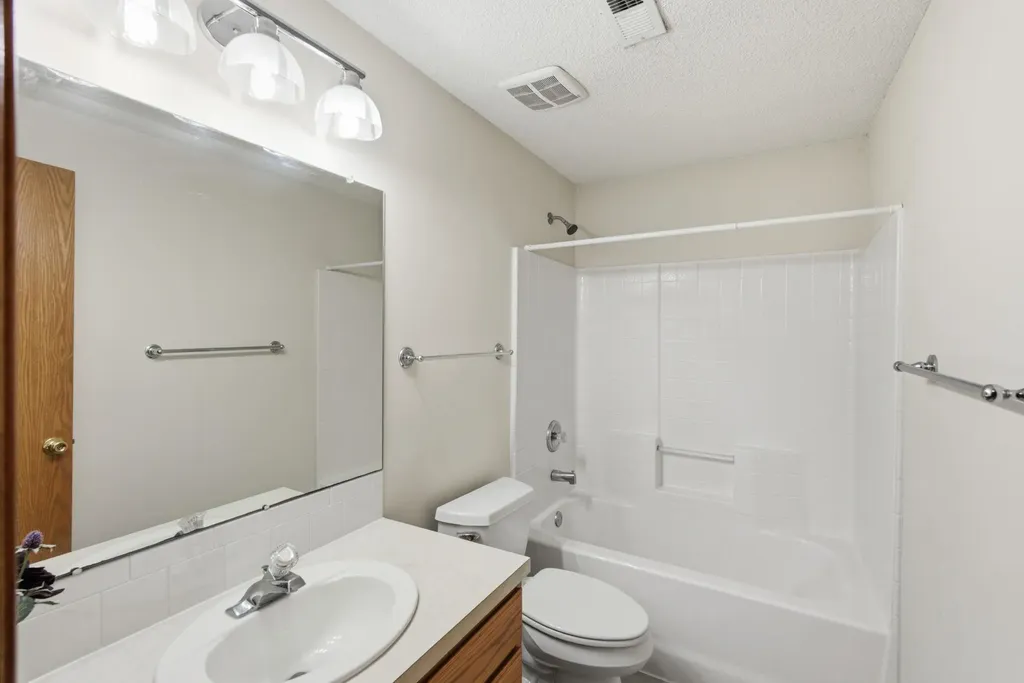 5313 Shadowridge Court Wichita KS 67220