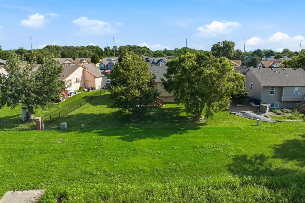 5313 Shadowridge Court Wichita KS 67220