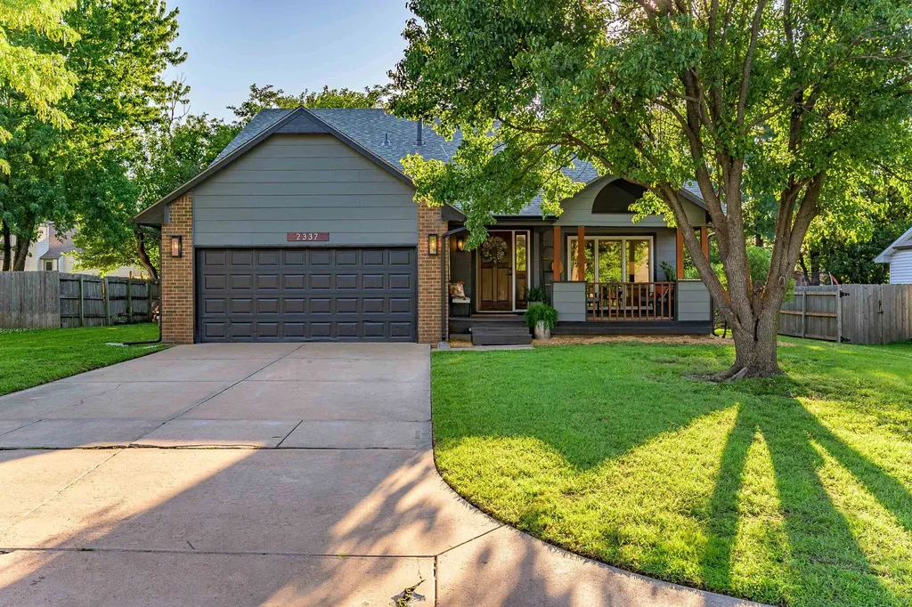 2337 S Linden Circle Wichita KS 67207