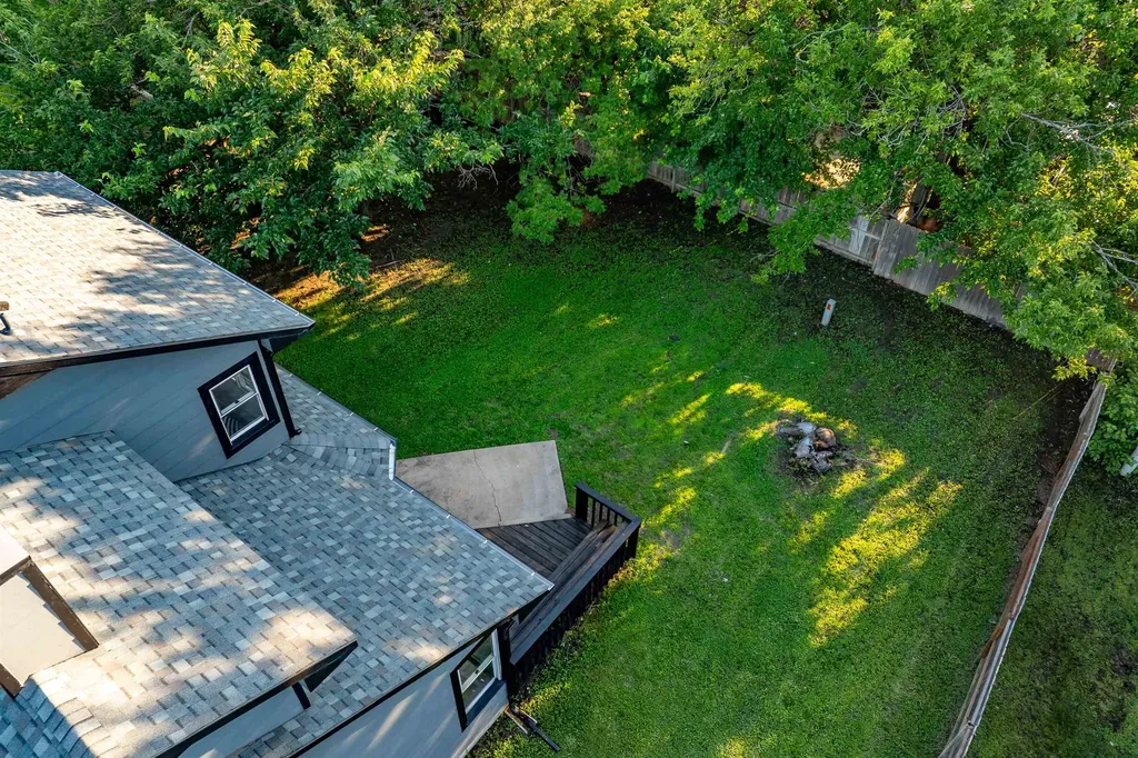2337 S Linden Circle Wichita KS 67207