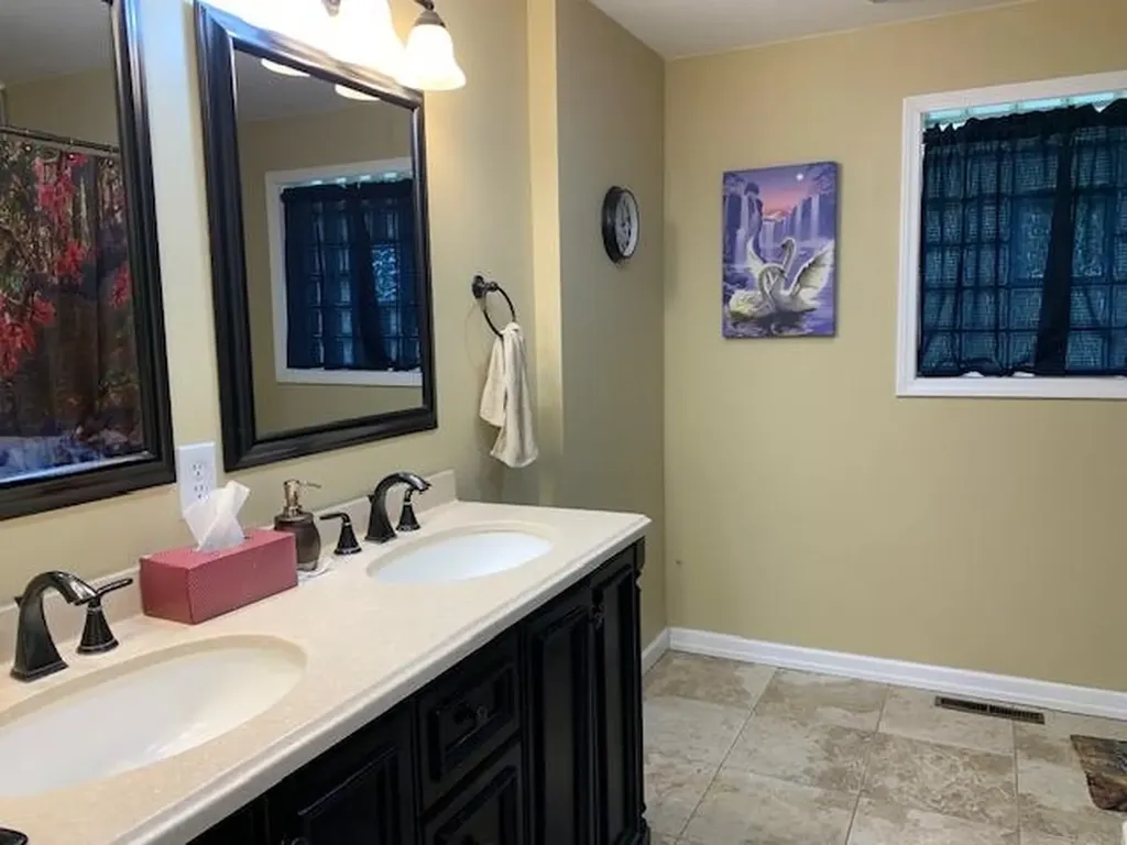 400 Normandy Newton KS 67114
