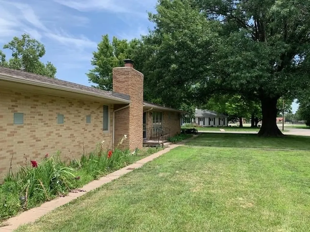400 Normandy Newton KS 67114