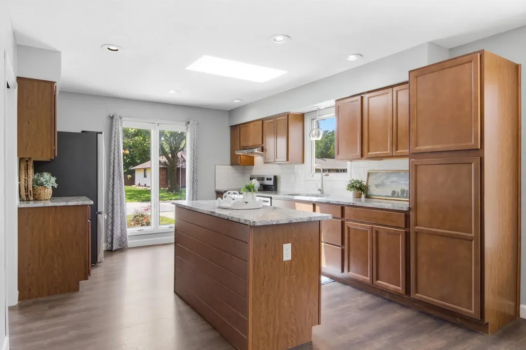 2314 N Bromfield Wichita KS 67226