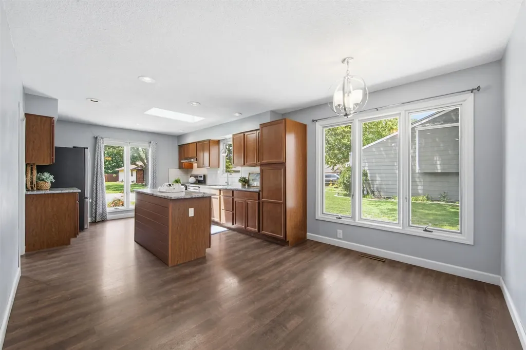 2314 N Bromfield Wichita KS 67226