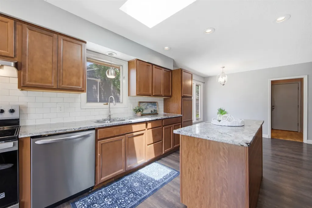 2314 N Bromfield Wichita KS 67226