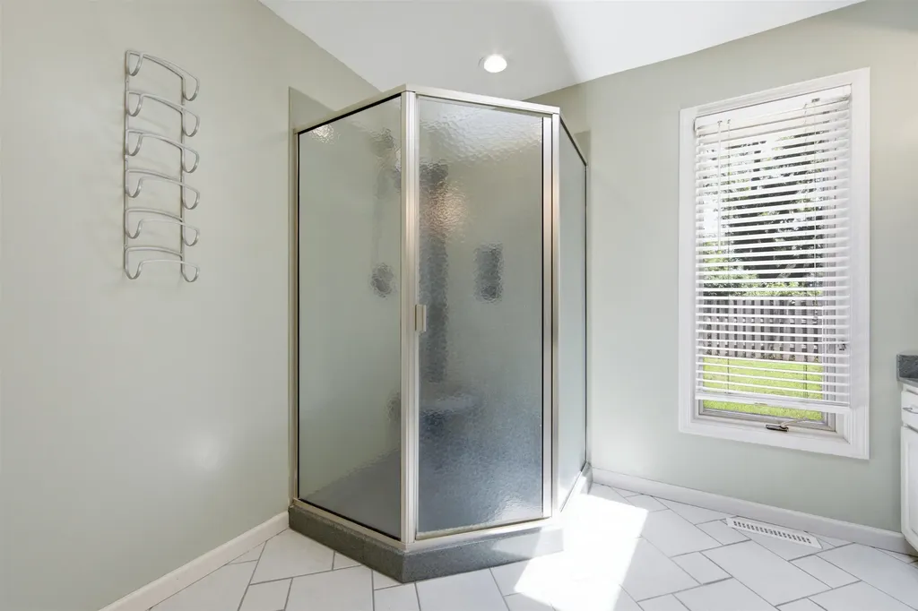 2314 N Bromfield Wichita KS 67226