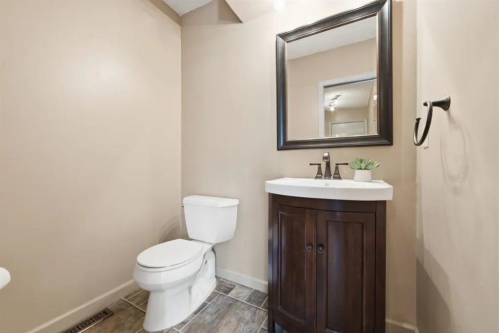2314 N Bromfield Wichita KS 67226