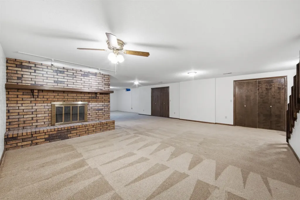2314 N Bromfield Wichita KS 67226
