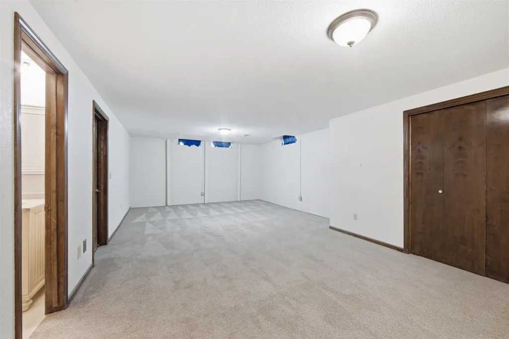 2314 N Bromfield Wichita KS 67226