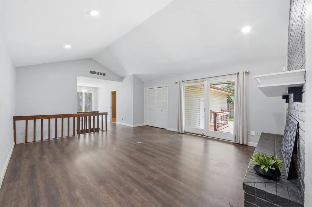 2314 N Bromfield Wichita KS 67226