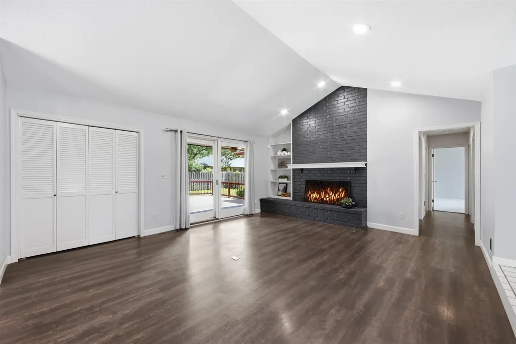 2314 N Bromfield Wichita KS 67226