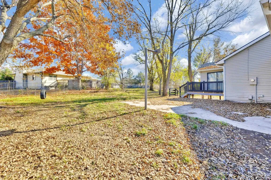318 S Countryside Andover KS 67002