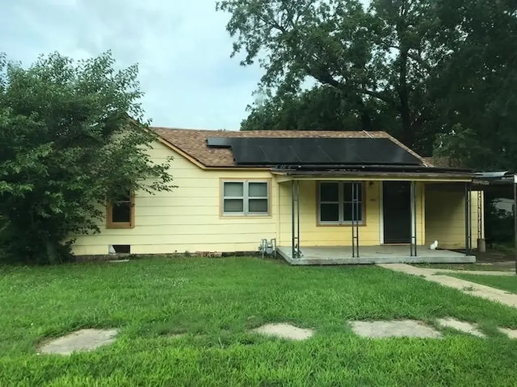 403 N Sumner Belle Plaine KS 67013