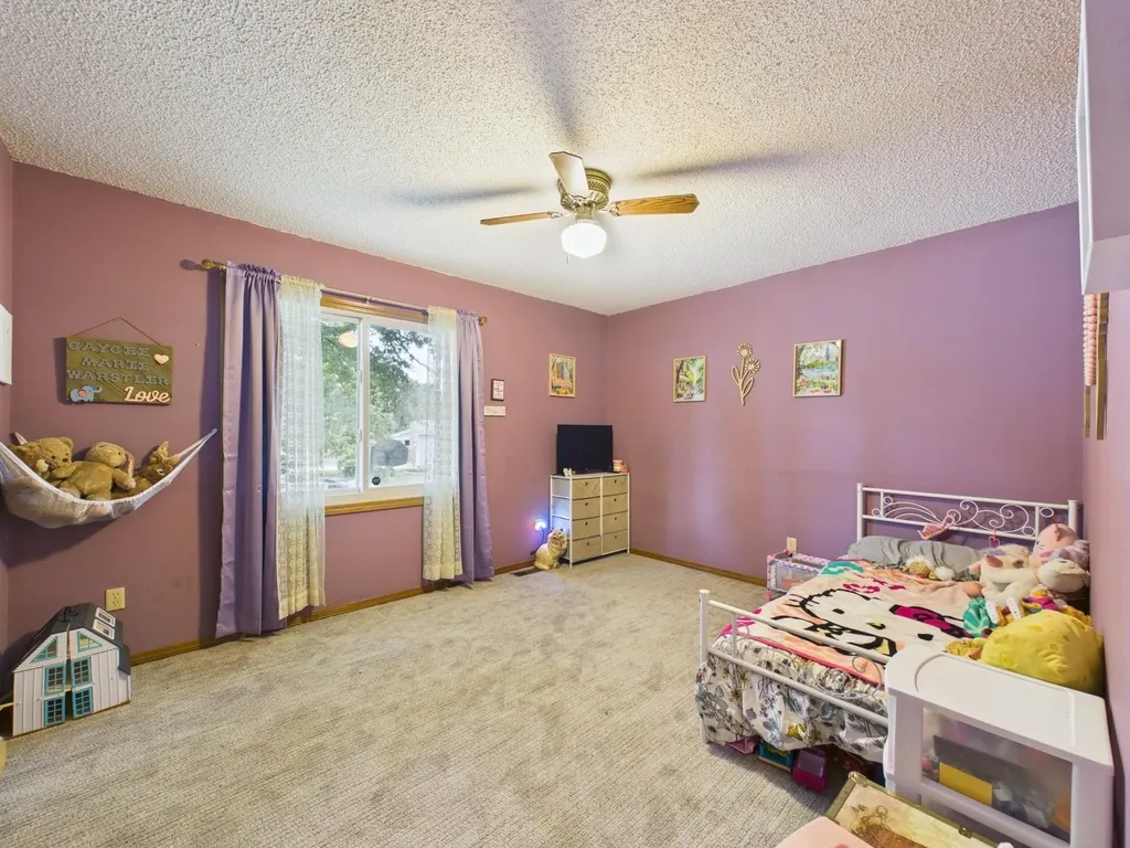 245 N Cherokee Court Kechi KS 67067