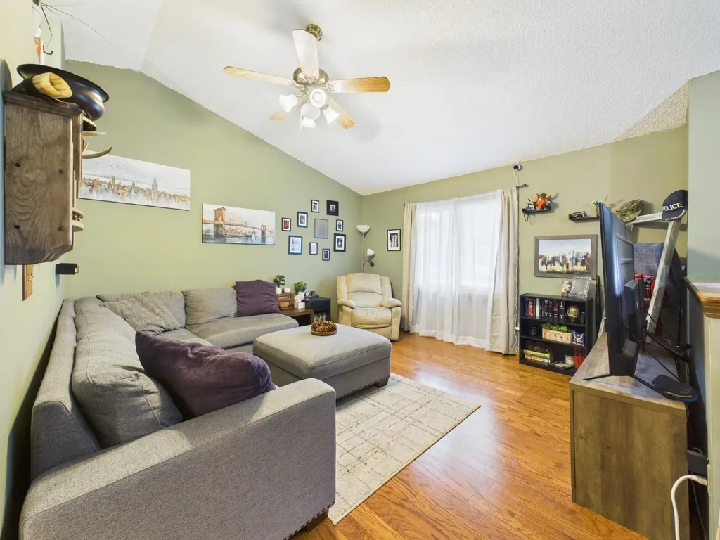245 N Cherokee Court Kechi KS 67067