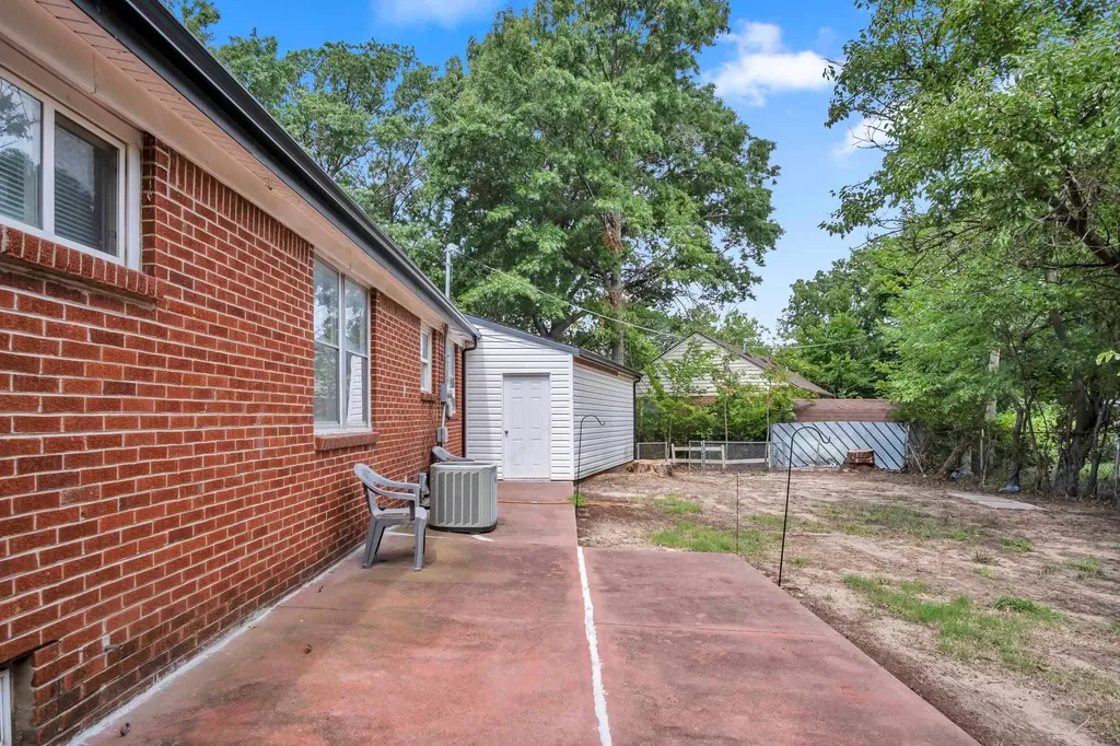 870 S Watson Lane Wichita KS 67207