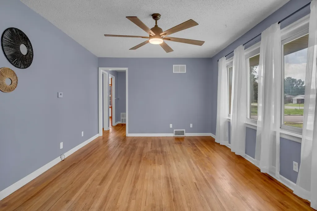 870 S Watson Lane Wichita KS 67207