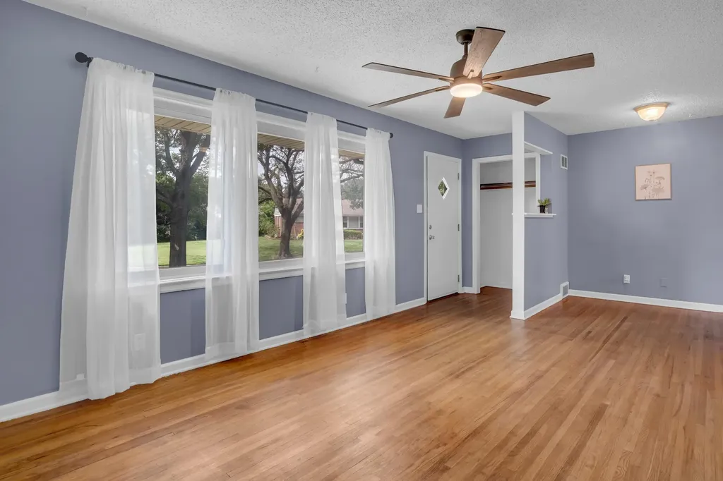 870 S Watson Lane Wichita KS 67207