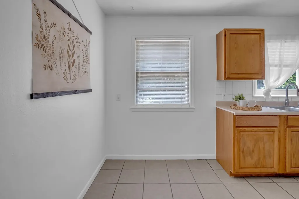 870 S Watson Lane Wichita KS 67207