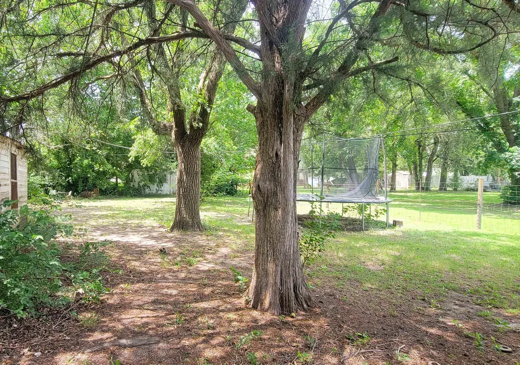 131 Glendale Newton KS 67114