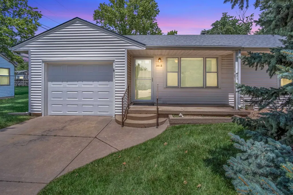 1412 W 8th Street Newton KS 67114