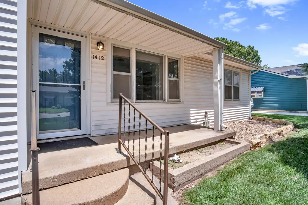 1412 W 8th Street Newton KS 67114