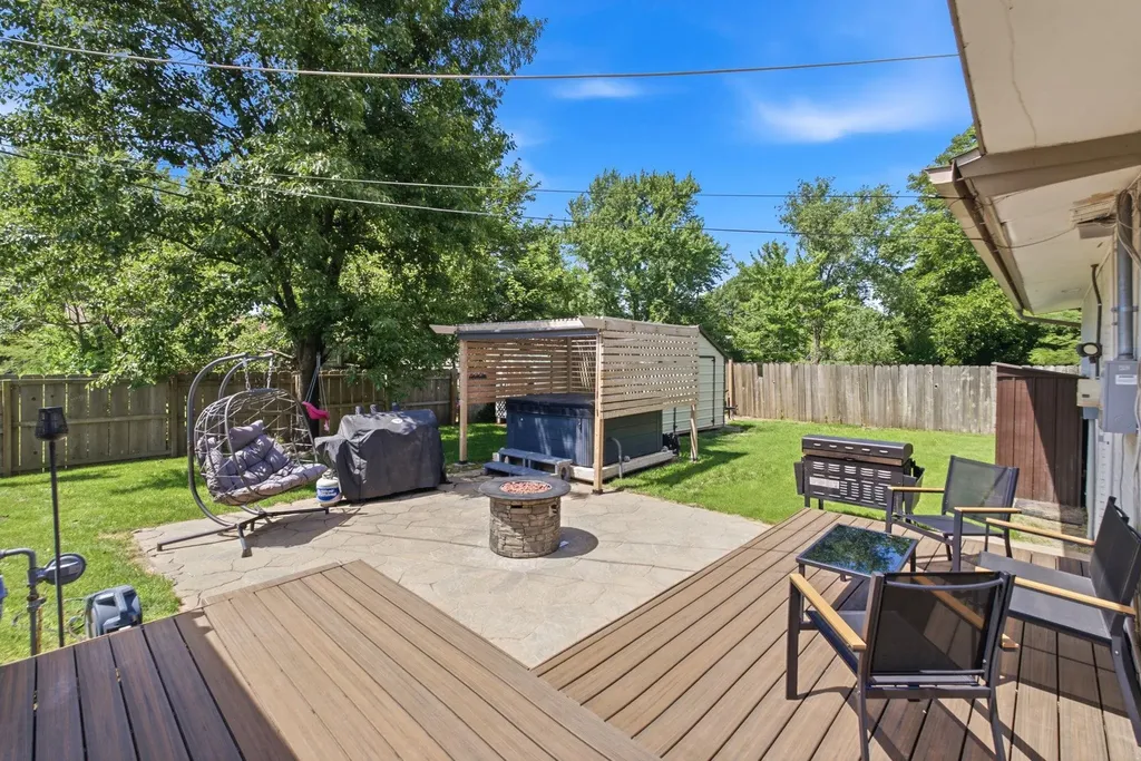 8421 W 9th Street N Wichita KS 67212