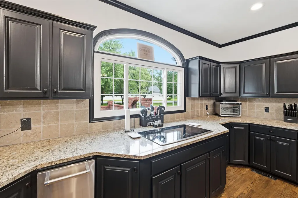 419 N Brook Forest Road Derby KS 67037