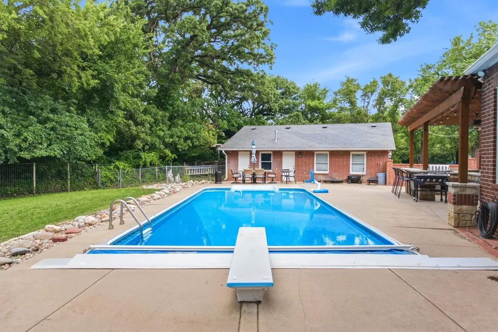 419 N Brook Forest Road Derby KS 67037