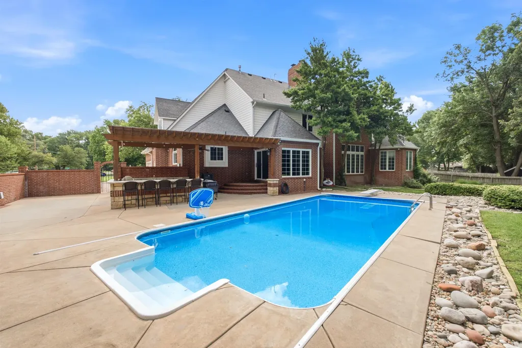 419 N Brook Forest Road Derby KS 67037
