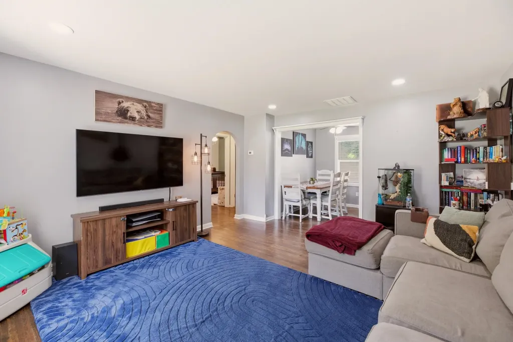 831 S Christine Avenue Wichita KS 67218