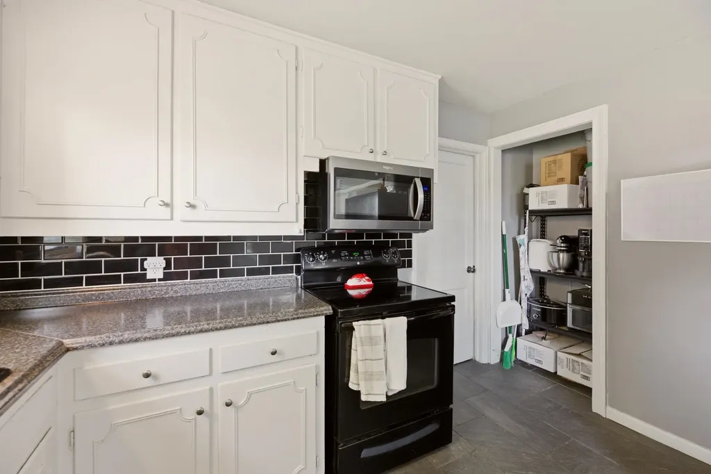831 S Christine Avenue Wichita KS 67218